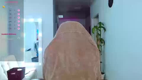 Ariana  online show from September 10, 9:59 pm