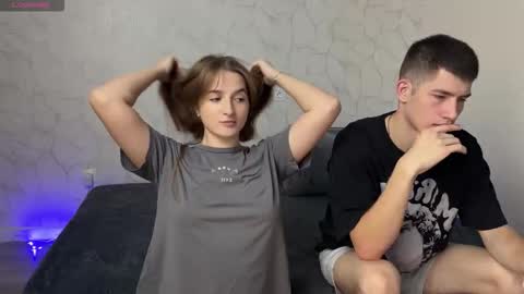 Snapshot of vibe_and_night chatting on November 15, 9:39 am Vail and Nevada online show from November 15, 9:39 am