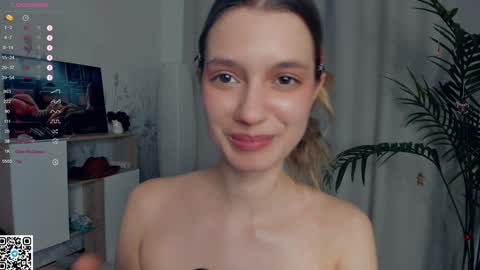 Snapshot of vibes_of_joy chatting on January 18, 1:40 pm Mikky online show from January 18, 1:40 pm