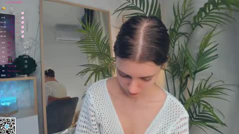 Snapshot of vibes_of_joy chatting on February 22, 3:47 pm Mikky online show from February 22, 3:47 pm