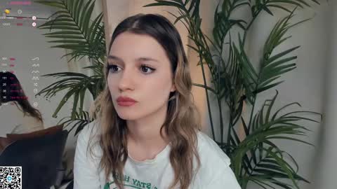 Snapshot of vibes_of_joy chatting on February 24, 2:04 pm Mikky online show from February 24, 2:04 pm