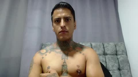 Victor cardenas online show from June 10, 11:03 pm