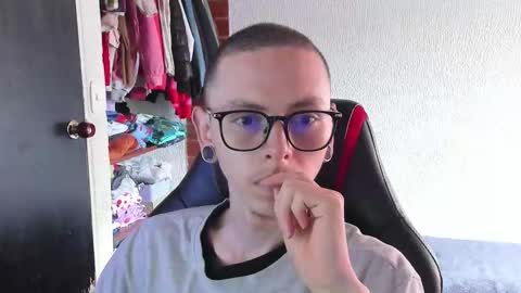 Vicent Brais online show from March 29, 6:08 pm