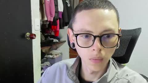 Vicent Brais online show from April 15, 3:52 pm