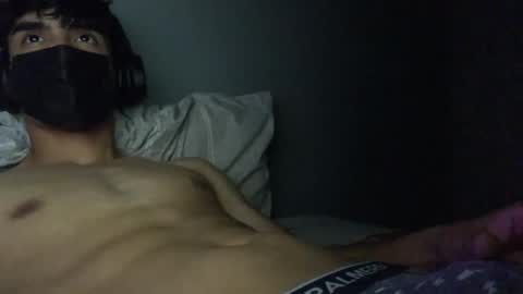 Snapshot of vicente24milf chatting on November 18, 12:05 am vicente online show from November 18, 12:05 am