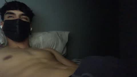 Snapshot of vicente24milf chatting on November 19, 1:49 am vicente online show from November 19, 1:49 am