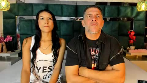 Snapshot of vicesweet chatting on February 2, 5:06 am antonia y andrew online show from February 2, 5:06 am