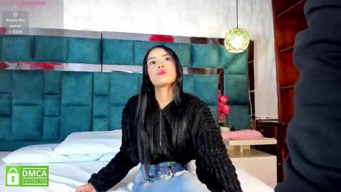 Snapshot of vicesweet chatting on February 20, 4:53 am antonia y andrew online show from February 20, 4:53 am