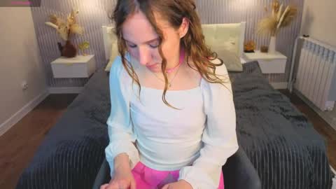 Snapshot of vicki_milles chatting on May 11, 2:45 pm vicki_milles online show from May 11, 2:45 pm