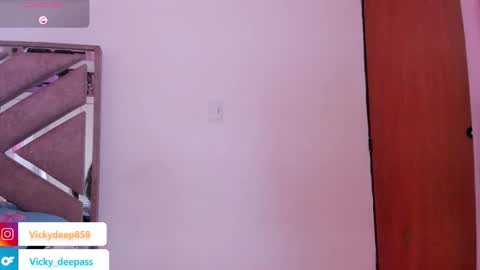 vicky_deepass online show from February 16, 12:01 pm