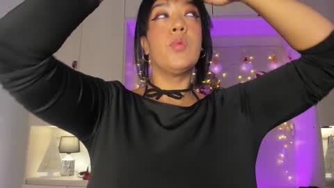 Snapshot of vicky_ruiz chatting on December 4, 12:14 pm V I C K Y online show from December 4, 12:14 pm