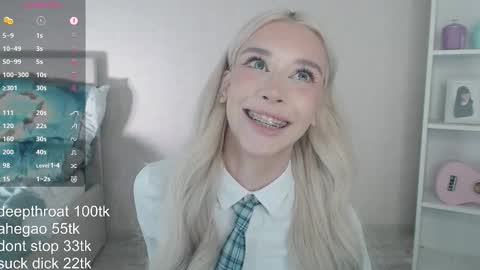 vickyfuckingdoll online show from March 2, 11:55 pm