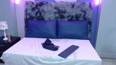 Snapshot of vickyjohnson1 chatting on January 29, 10:32 pm Vicky online show from January 29, 10:32 pm