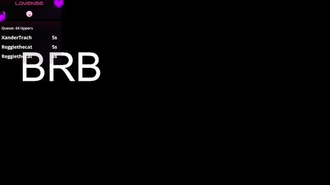 Snapshot of vickyjohnson1 chatting on February 28, 11:23 pm Vicky online show from February 28, 11:23 pm