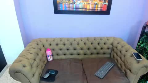 Snapshot of vickyjohnson1 chatting on October 4, 8:29 pm Vicky online show from October 4, 8:29 pm