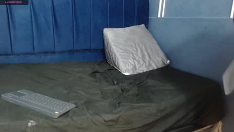 Snapshot of victoria017 chatting on December 7, 8:55 am Victoria online show from December 7, 8:55 am