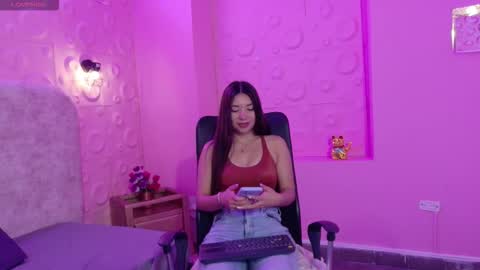 Snapshot of victoria017 chatting on November 17, 3:12 am Victoria online show from November 17, 3:12 am