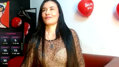 victoria_1126 online show from February 17, 9:21 pm