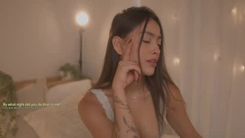 Snapshot of victoria__rossi chatting on May 29, 1:42 pm online show from May 29, 1:42 pm