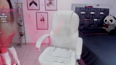 Victoria Castillo online show from October 31, 7:59 pm