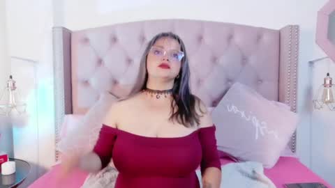 victoria_cherry_ online show from May 25, 11:27 am