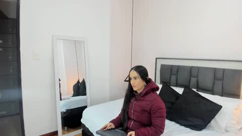 valentina online show from November 30, 9:24 am