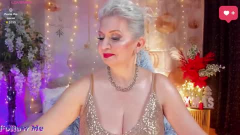 diorvictoria9 online show from December 20, 6:48 pm