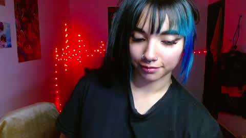 victoria online show from April 8, 4:12 am