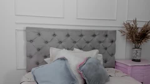 Snapshot of victoria_jonness chatting on December 21, 11:17 am victoria_jonness online show from December 21, 11:17 am