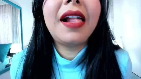 Victoria online show from May 25, 2:23 pm