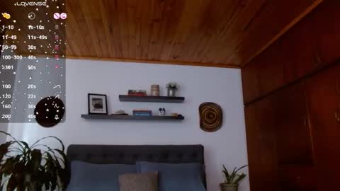 Snapshot of victoria_martelo chatting on October 23, 12:04 pm VICTORIA MARTELO online show from October 23, 12:04 pm