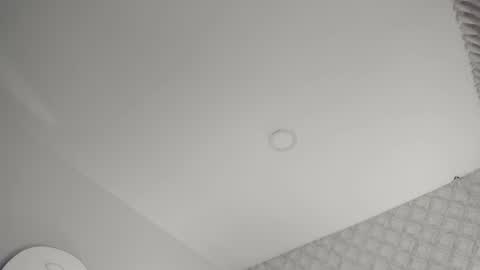 Victoria Martinez online show from February 22, 11:20 am