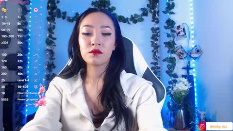 Snapshot of victoria_ricci_a chatting on October 22, 1:17 am Victoria online show from October 22, 1:17 am