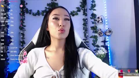 Snapshot of victoria_ricci_a chatting on November 5, 2:11 am Victoria online show from November 5, 2:11 am