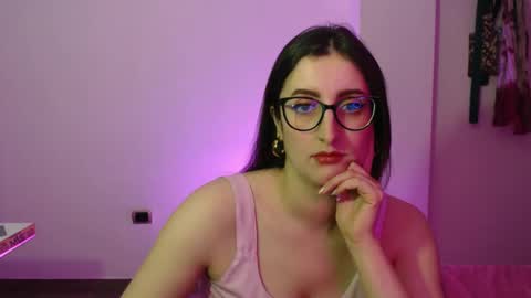 Snapshot of victoria_riider chatting on November 24, 9:03 pm Victoria online show from November 24, 9:03 pm