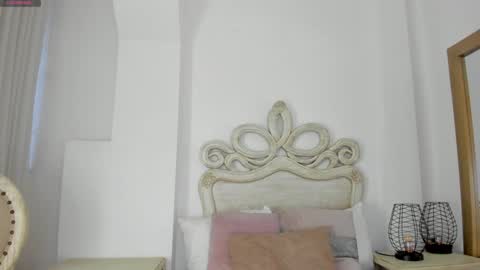 Snapshot of victoria_vallejo chatting on January 14, 11:31 am victoria online show from January 14, 11:31 am