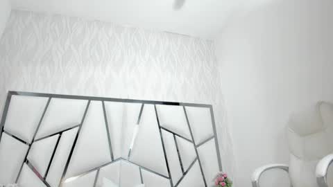 Victoria Sofia online show from March 8, 8:12 pm