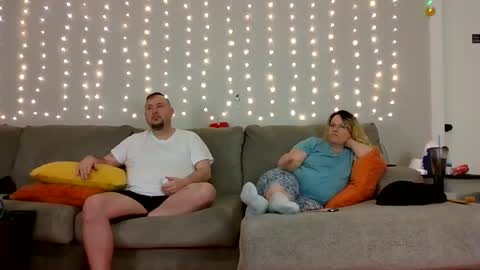 Snapshot of victoriaandjesse chatting on January 1, 3:56 am Victoria and Jesse online show from January 1, 3:56 am
