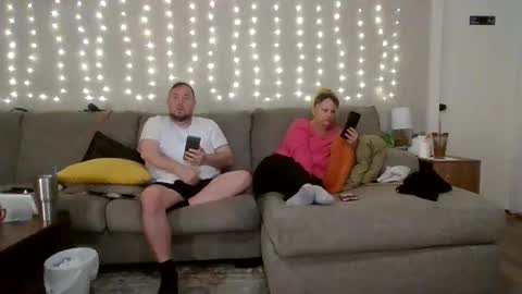 Victoria and Jesse online show from October 22, 11:26 pm