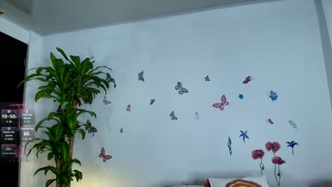Snapshot of victoriablack_ chatting on July 20, 10:39 am Victoria online show from July 20, 10:39 am
