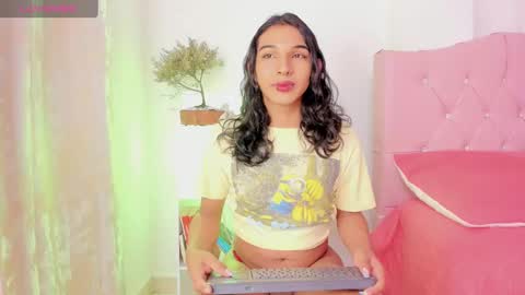 Victoria online show from October 15, 6:13 am