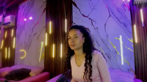 Snapshot of victoriaduarte chatting on September 28, 7:41 pm Victoria online show from September 28, 7:41 pm