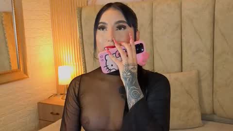 Snapshot of victoriagolden chatting on November 5, 9:48 pm VICTORIA online show from November 5, 9:48 pm