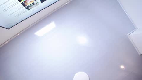 VICTORIA JOHNS online show from January 11, 6:12 pm