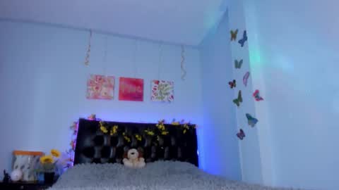 Victoria Larson - Independient Model online show from October 10, 2:16 pm