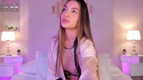 Snapshot of victorianoah_ chatting on April 23, 11:31 am Victoria online show from April 23, 11:31 am