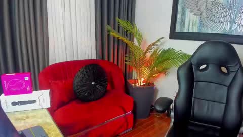 victoriapaker online show from January 12, 11:37 am