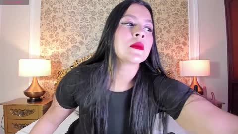 Snapshot of victoriapowell chatting on October 6, 12:02 pm Victoria online show from October 6, 12:02 pm