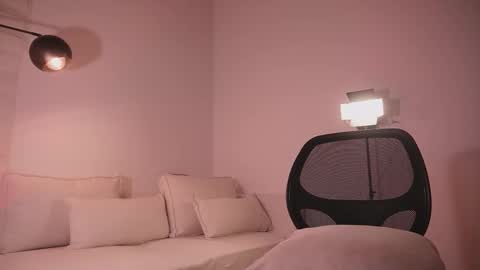 Victoria online show from September 27, 1:21 am