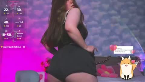 Snapshot of victoriassecrets_ chatting on July 11, 8:33 pm victoriassecrets_ online show from July 11, 8:33 pm
